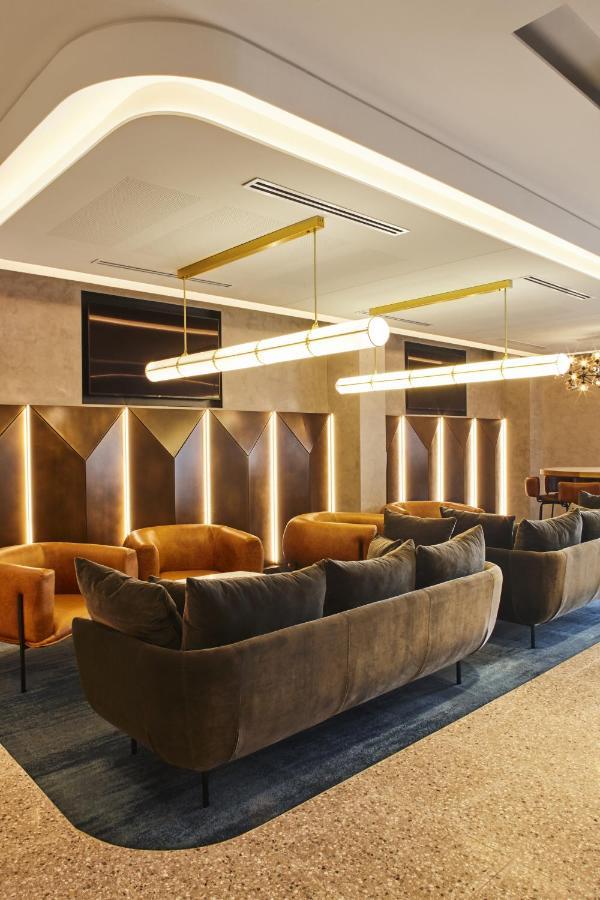 The Gem Hotel Griffith Bagian luar foto