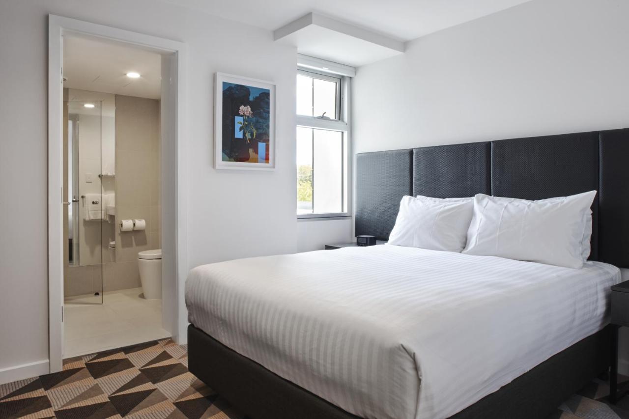 The Gem Hotel Griffith Bagian luar foto